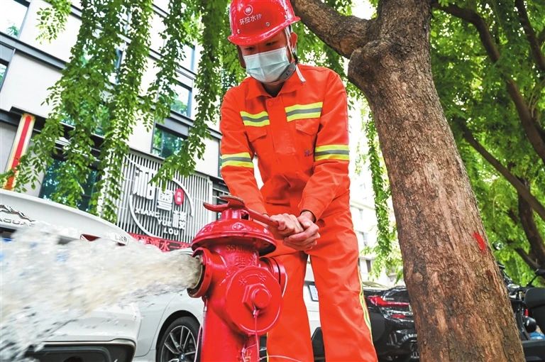 补齐消防设施短板 提升群众清静感